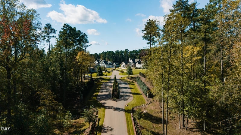 4909 Foxridge Dr, Raleigh, NC 27614