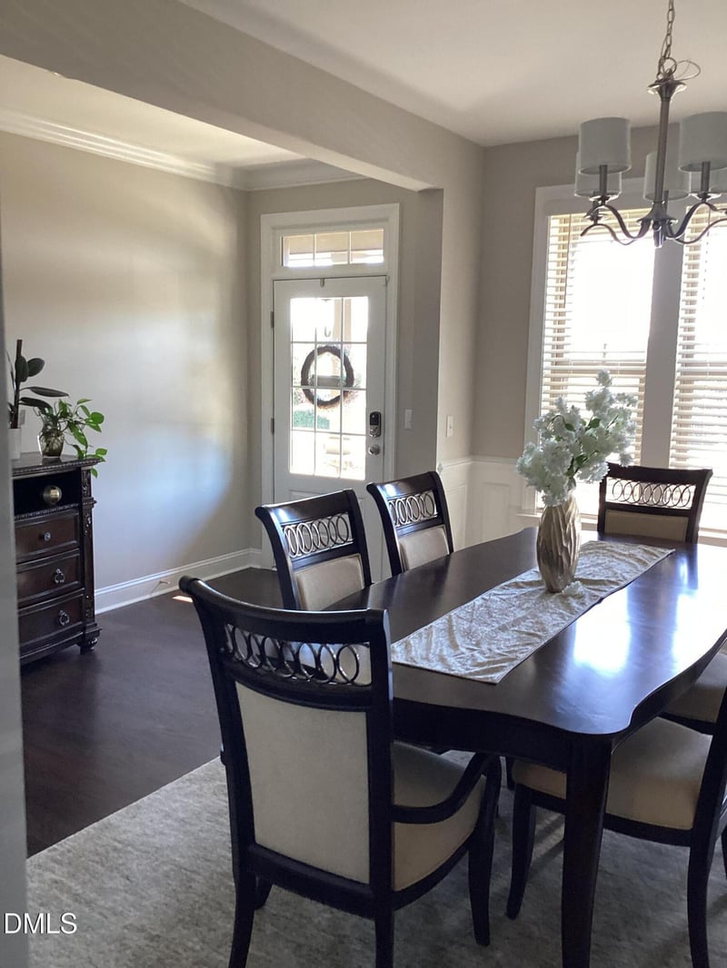 4909 Sunset Stream Dr, Fuquay Varina, NC 27526