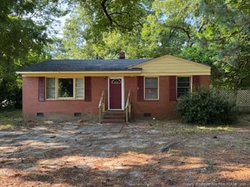 4909 Walnut Dr, Fayetteville, NC 28304