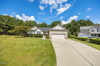 491 Blaze Ridge Dr, Smithfield, NC 27577