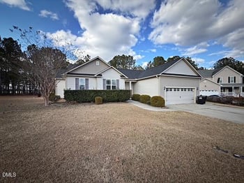 491 Blaze Ridge Dr, Smithfield, NC 27577