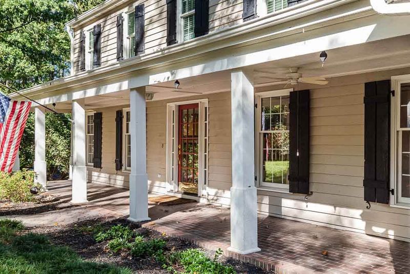 4910 Connell Dr, Raleigh, NC 27612