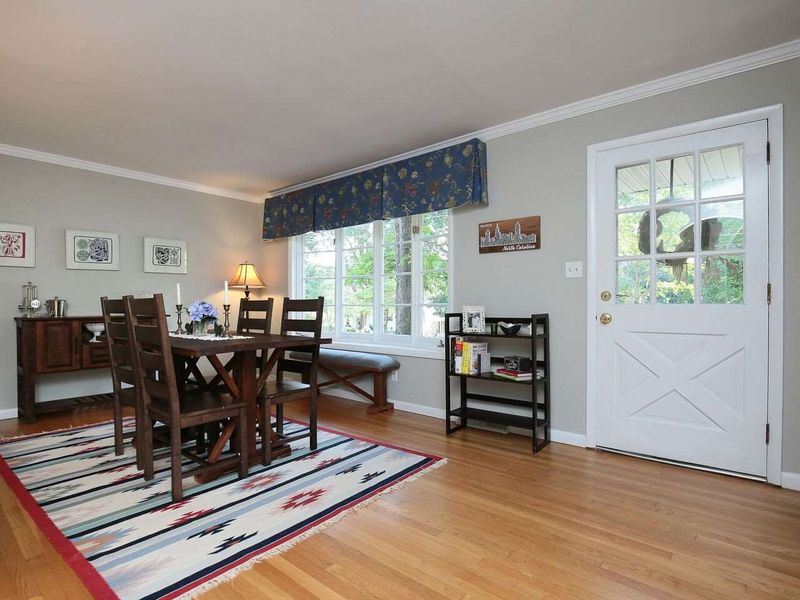 4911 Latimer Rd, Raleigh, NC 27609