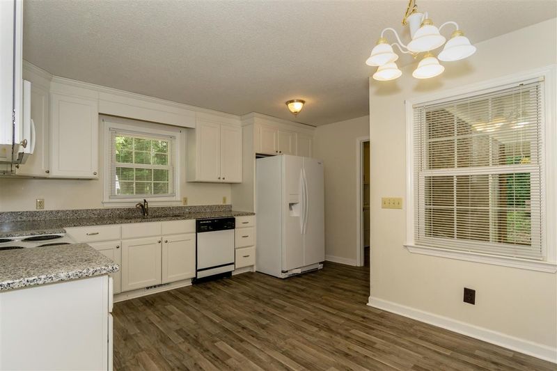 4912 Cindy Dr, Raleigh, NC 27603