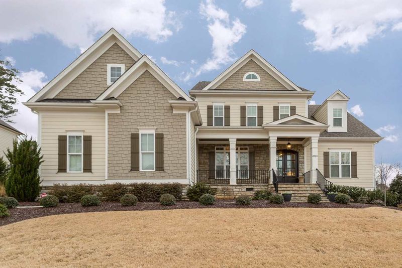 4913 Adler Ps, Raleigh, NC 27612