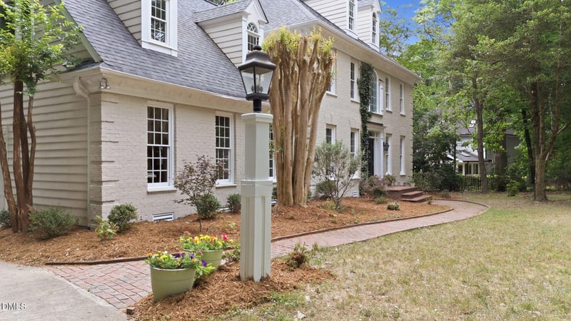 4913 Salem Ridge Rd, Holly Springs, NC 27540