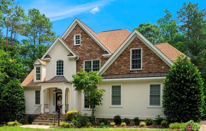 4913 Stoneyoak Ln, Raleigh, NC 27610