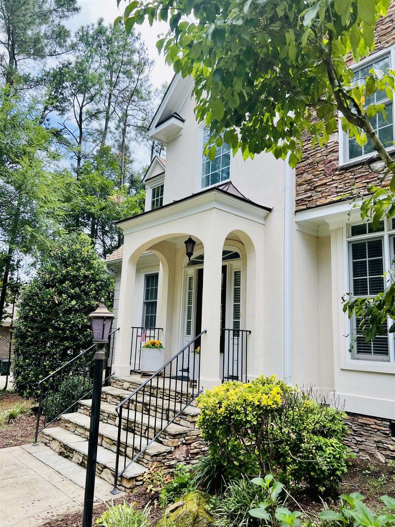 4913 Stoneyoak Ln, Raleigh, NC 27610