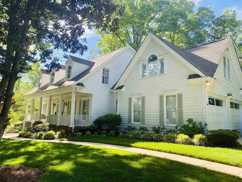 4913 Sunset Forest Cir, Holly Springs, NC 27540