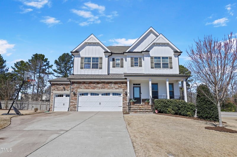 4913 Sunset Stream Dr, Fuquay Varina, NC 27526