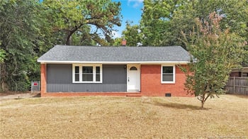 4914 Walnut Dr, Fayetteville, NC 28304