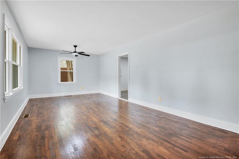 4914 Walnut Dr, Fayetteville, NC 28304
