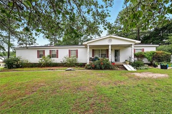 4915 Jefferson Walk Rd, Hope Mills, NC 28348
