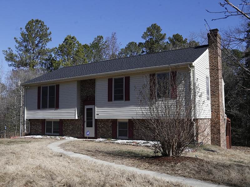 4916 Elizabeth Dr, Raleigh, NC 27604