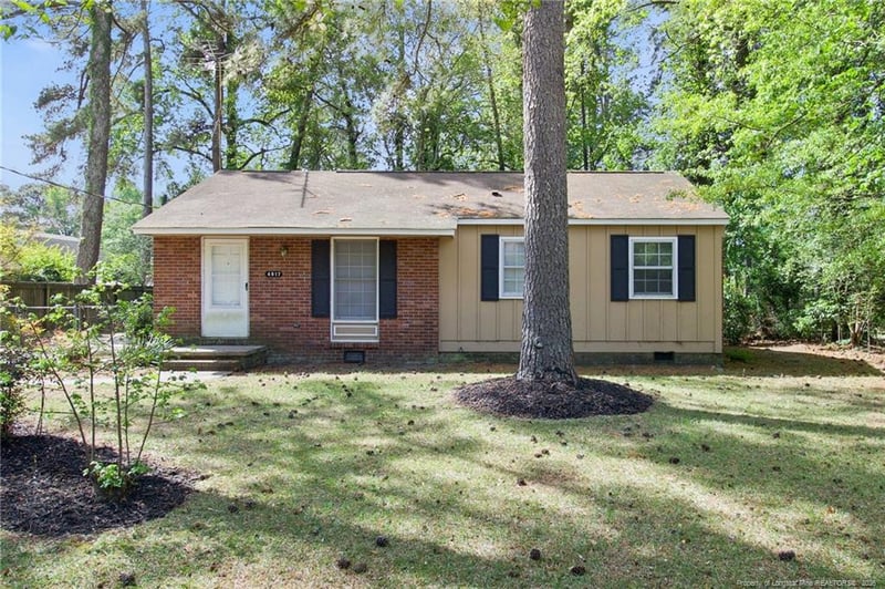 4917 Ashton Rd, Fayetteville, NC 28304
