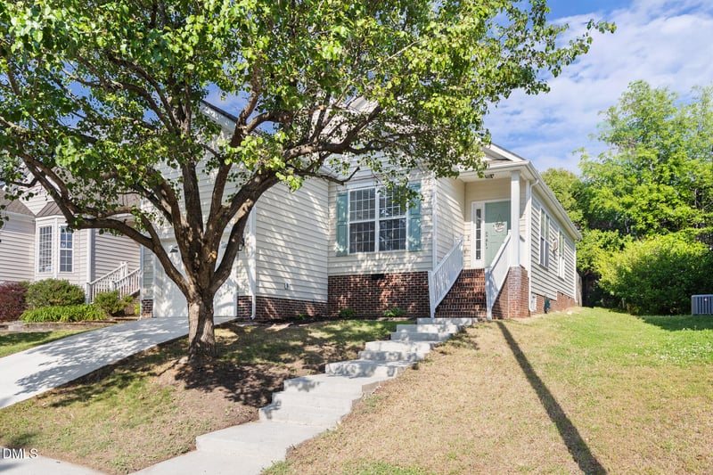 4917 Delta Lake Dr, Raleigh, NC 27612