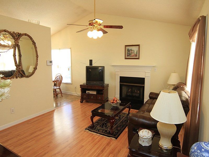 4917 Jacqueline Ln, Raleigh, NC 27616