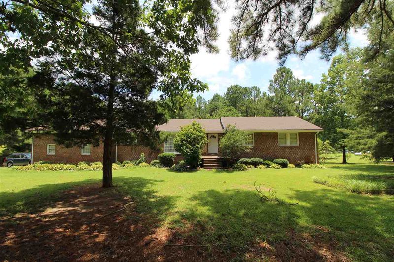 4917 Lee Dr, Garner, NC 27529
