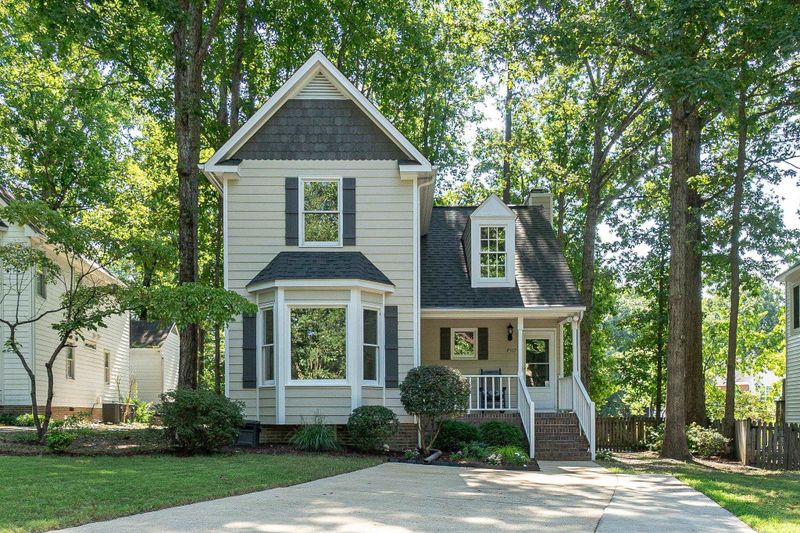 4917 Liverpool Ln, Raleigh, NC 27604