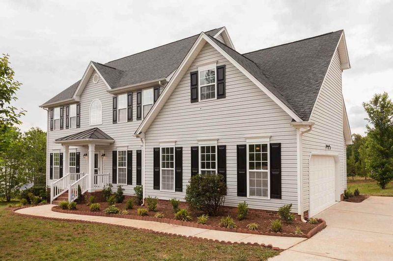 4917 Redgrass Cir, Garner, NC 27529