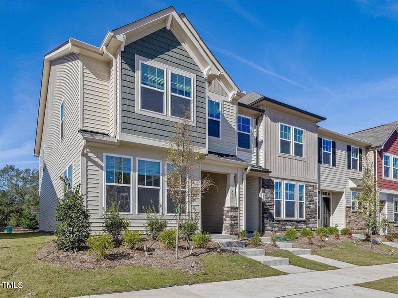 492 Channel Drop Dr #116, Clayton, NC 27520