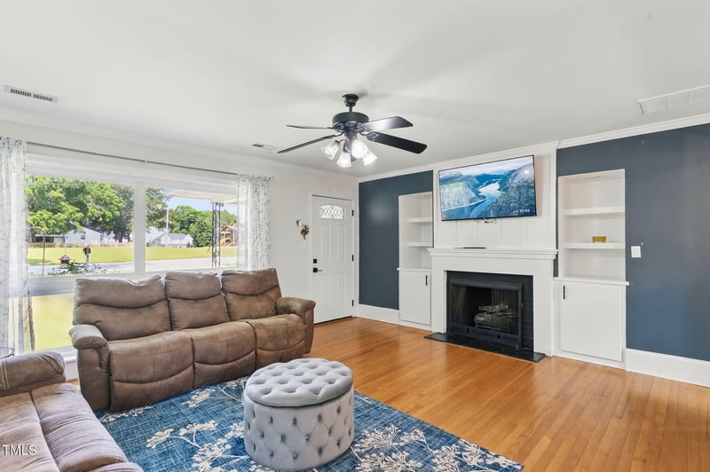 492 Dunn St, Angier, NC 27501