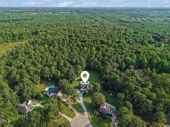 492 Tomahawk Dr, Clayton, NC 27520