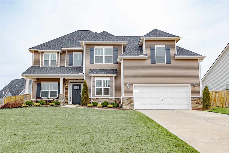492 Whitebark Ln, Clayton, NC 27520