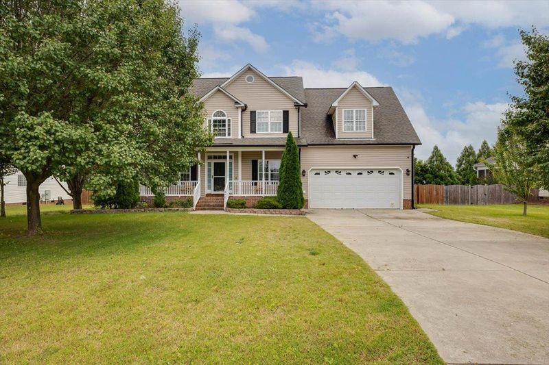 492 Windgate Dr, Clayton, NC 27527