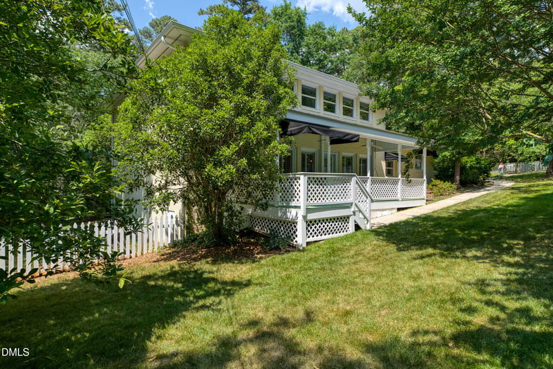 4920 Hermitage Dr, Raleigh, NC 27612