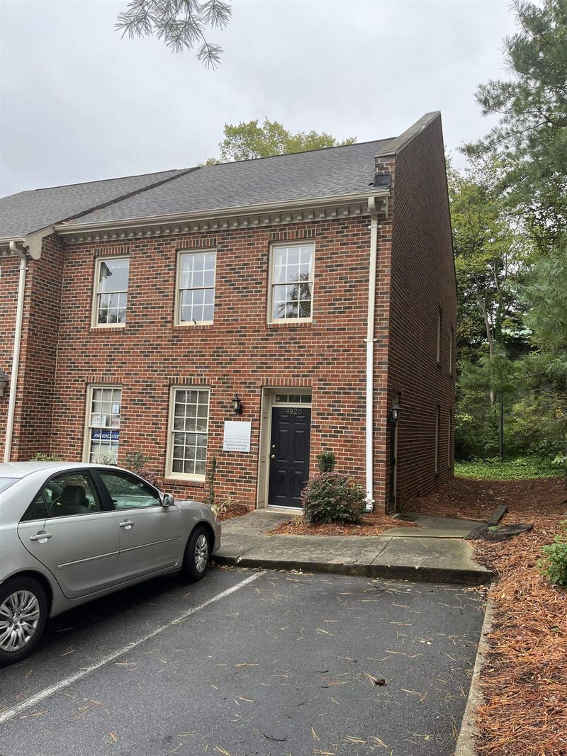 4920 Windy Hill Dr #14B, Raleigh, NC 27609