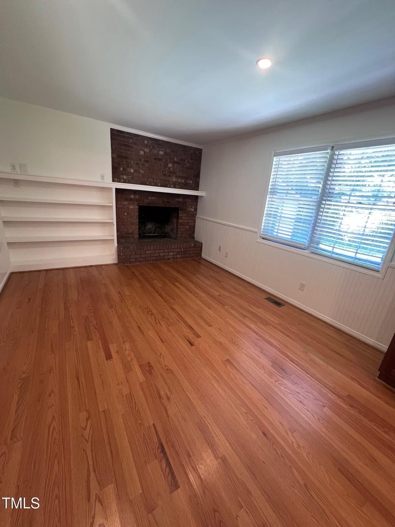 4921 Lakemont Dr, Raleigh, NC 27609