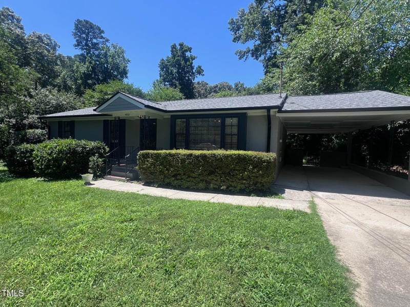 4921 Lakemont Dr, Raleigh, NC 27609