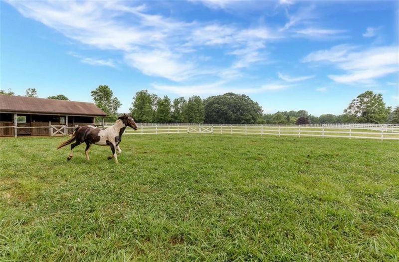 4921 Parc Jardin Dr, Hillsborough, NC 27278