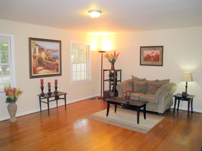4922 Brentwood Rd, Durham, NC 27713