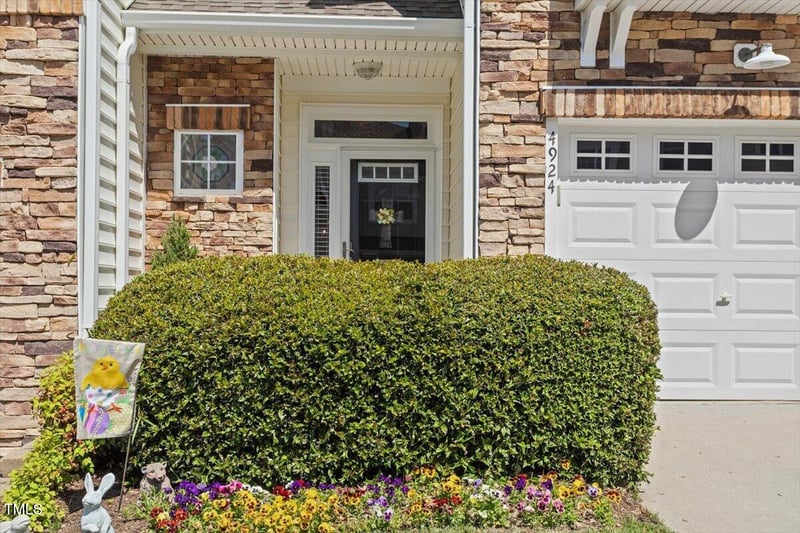 4924 Amber Clay Ln, Raleigh, NC 27612