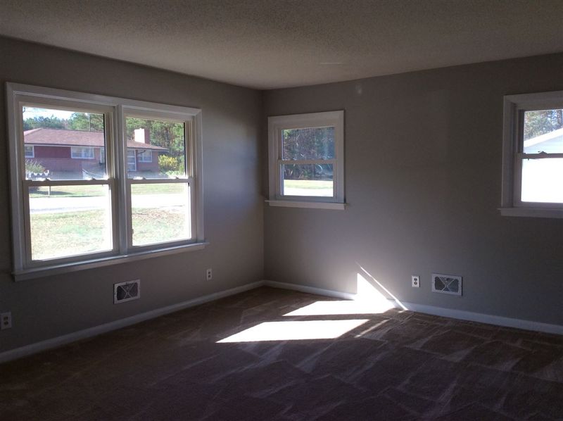 4924 Guy Rd, Clayton, NC 27520