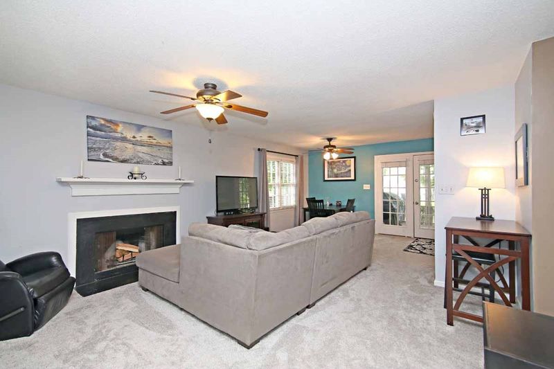 4925 Liverpool Ln, Raleigh, NC 27604