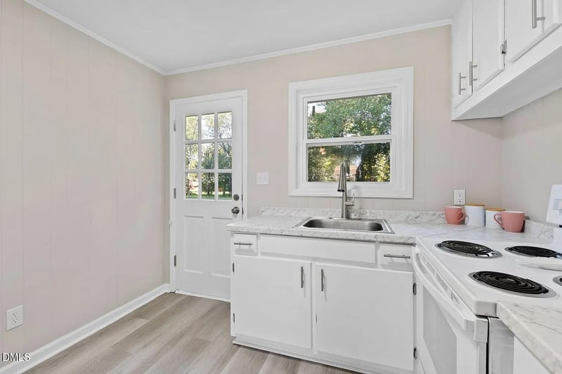 4926 Galveston Dr, Fayetteville, NC 28303