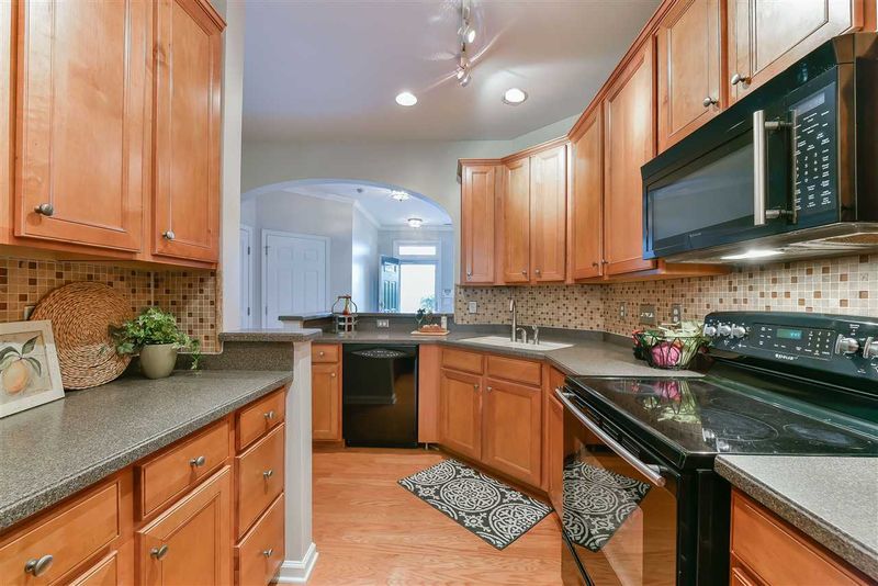 4927 Amber Clay Ln, Raleigh, NC 27612