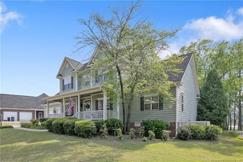 4927 Bramble St, Hope Mills, NC 28348