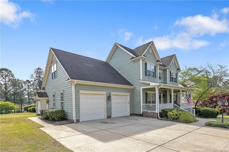 4927 Bramble St, Hope Mills, NC 28348