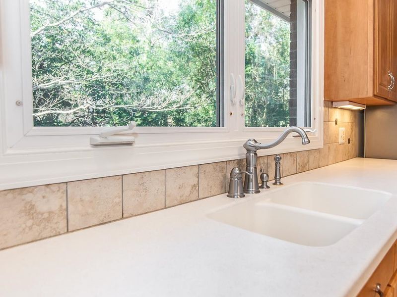 4927 Grinnell Dr, Raleigh, NC 27612