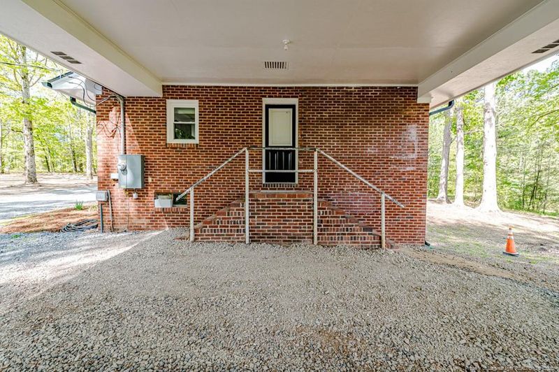 4930 Colon Rd, Sanford, NC 27330