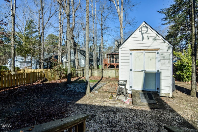 4932 Liverpool Ln, Raleigh, NC 27604