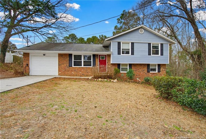 4935 Catalpa Cir, Hope Mills, NC 28348