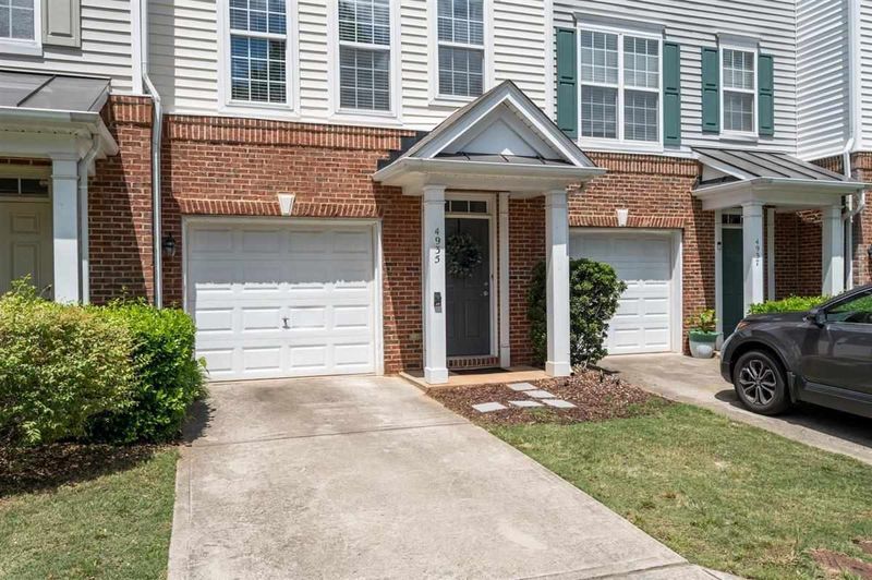 4935 Wyatt Brook Way, Raleigh, NC 27609