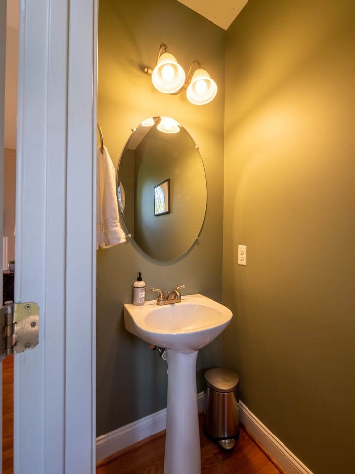 4936 Torry Ridge Rd, Raleigh, NC 27613
