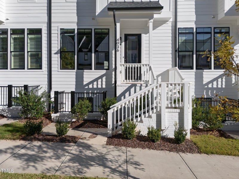 4936 Trek Ln, Raleigh, NC 27606
