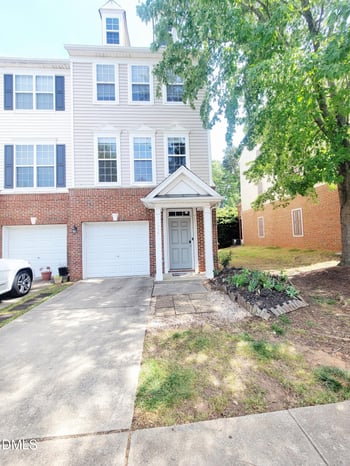 4936 Wyatt Brook Way, Raleigh, NC 27609